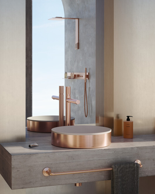 Геометрические формы и металлические акценты: вневременной подход к дизайну ванной комнаты — изображение 3 из 18