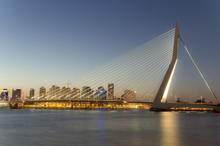 Путеводитель по Роттердаму: 20 интересных проектов в морском центре Нидерландов — изображение 14 из 23