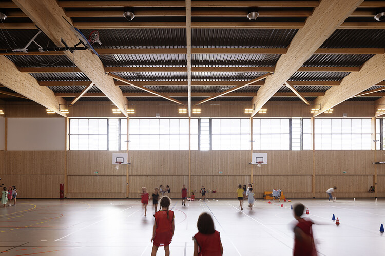 Школа и гимназия Жака Ширака / BPA ARCHITECTURE - Фотография интерьера