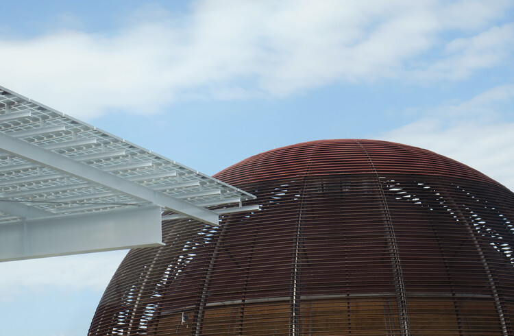 Пол Клеманс опубликовал изображения здания «Научный портал ЦЕРН», спроектированного Ренцо Пиано в Женеве, Швейцария — изображение 12 из 36