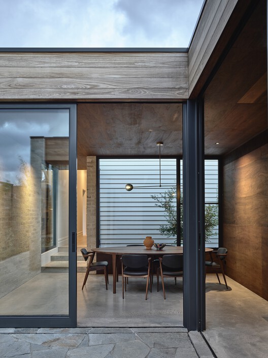 Malvern House / Lande Architects - Фотография интерьера, окон, фасада