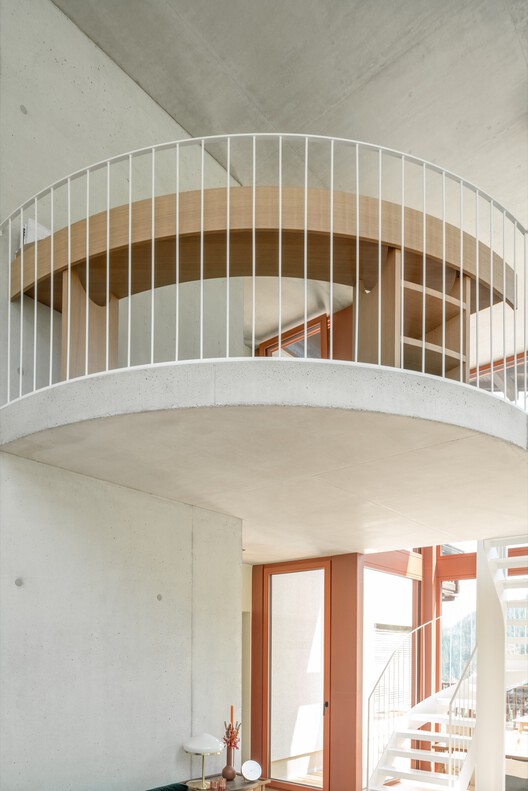 House Schmitten / Steiner Architecture - Фотография интерьера, окна, перила
