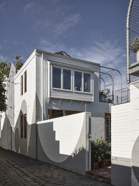 Дом Гельвеция / Austin Maynard Architects - Экстерьерная фотография, окна, фасад