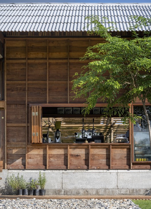 Thingamajiggy Coffee Roaster / Yangnar Studio - Фотография экстерьера, фасад