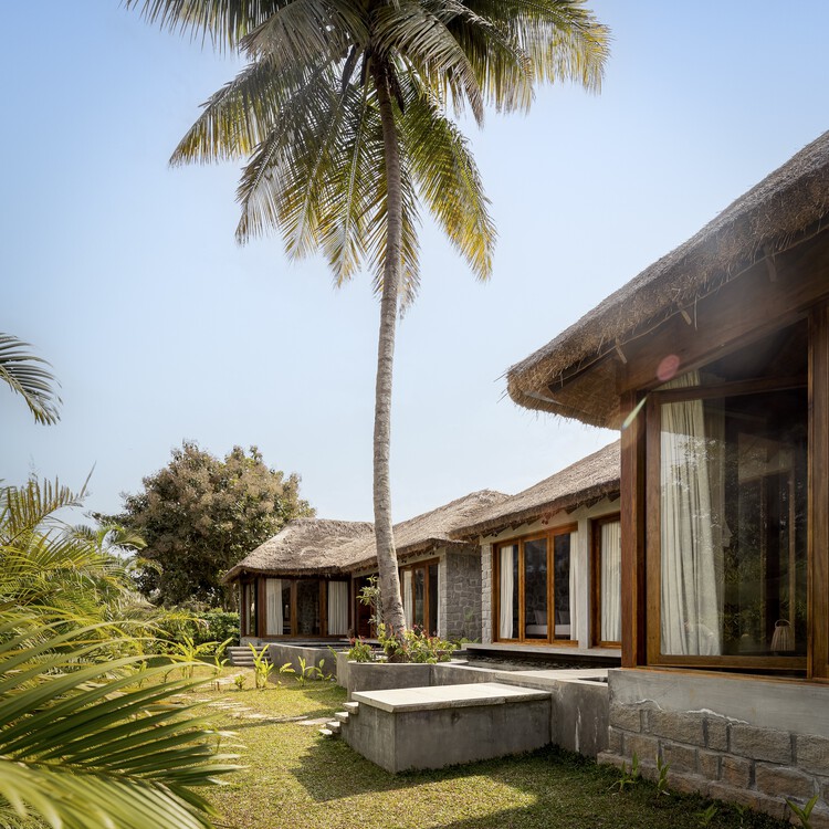 Sumatra Bali Villa / The Auburn Studio - Фотография экстерьера, окна, фасад