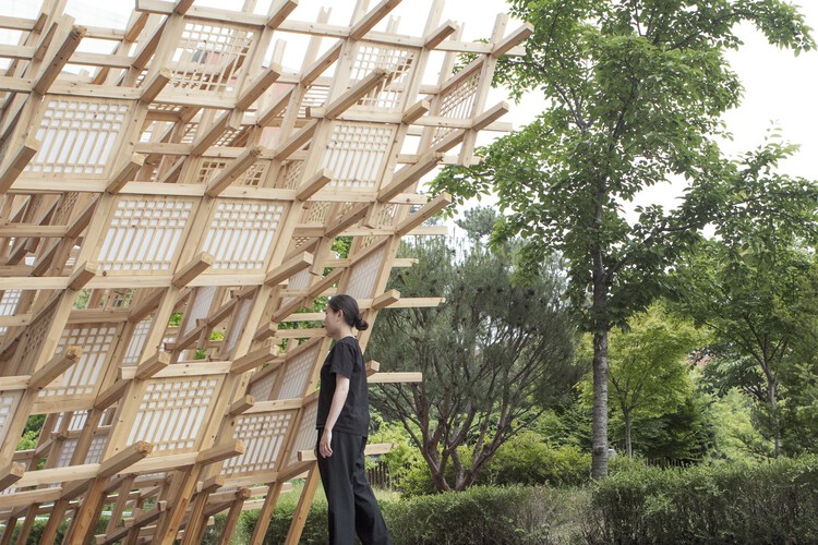 Устойчивое развитие и инновации в эфемерной архитектуре: 15 деревянных павильонов — изображение 5 из 17