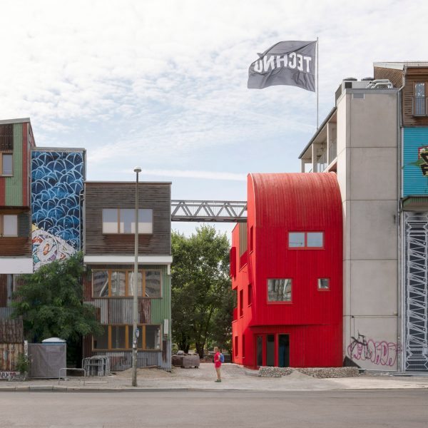 Office ParkScheerbarth добавляет Haus 2+ к компактному берлинскому комплексу