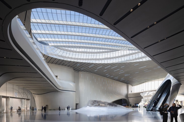 Музей научной фантастики Чэнду / Zaha Hadid Architects - Фотография интерьера, кухня
