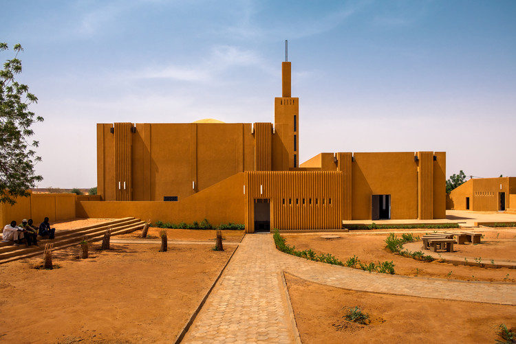 Необычные мечети стран Африки к югу от Сахары — изображение 6 из 10