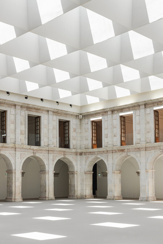 Центр мероприятий Convento do Beato / RISCO - Фотография интерьера, окна, фасад, колонна, аркада