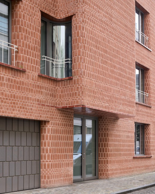 Пассивный дом Werfstraat / Bovenbouw - Фотография интерьера, окна, кирпич, фасад