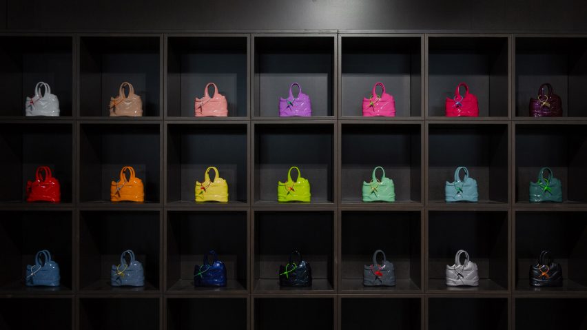 Выставочная сумка Louis Vuitton Gucci air max TN Lacoste от Нильса Неймана