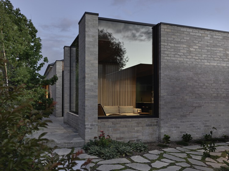 Malvern House / Lande Architects — фотография экстерьера, окна, кирпич, фасад