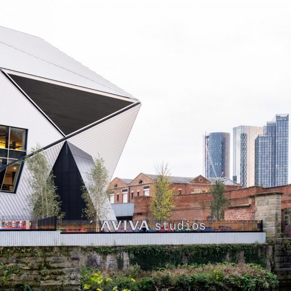 OMA представляет гибкое пространство для культурных мероприятий в Манчестере Aviva Studios
