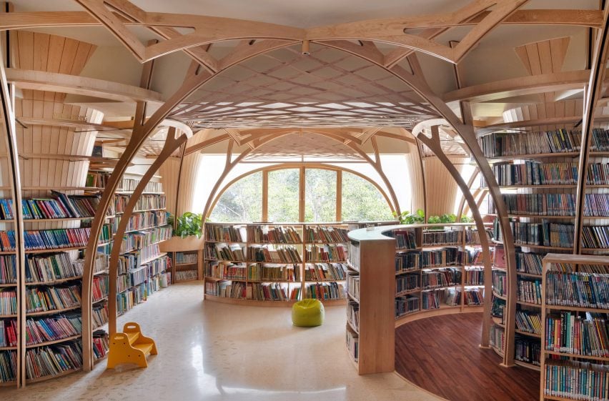 Библиотека знаний по лесу