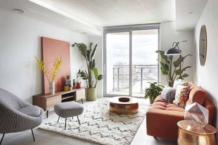 Hoola London / CZWG Architects — Фотография интерьера, гостиная, стол, стул