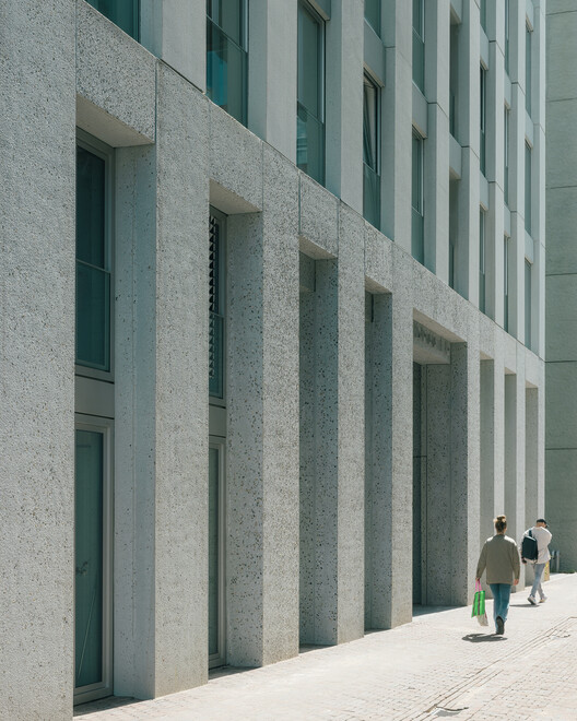Draaier op Oostenburg Apartments / Офис БЕТА для архитектуры и города - Фотография интерьера, окна, фасад, колонна