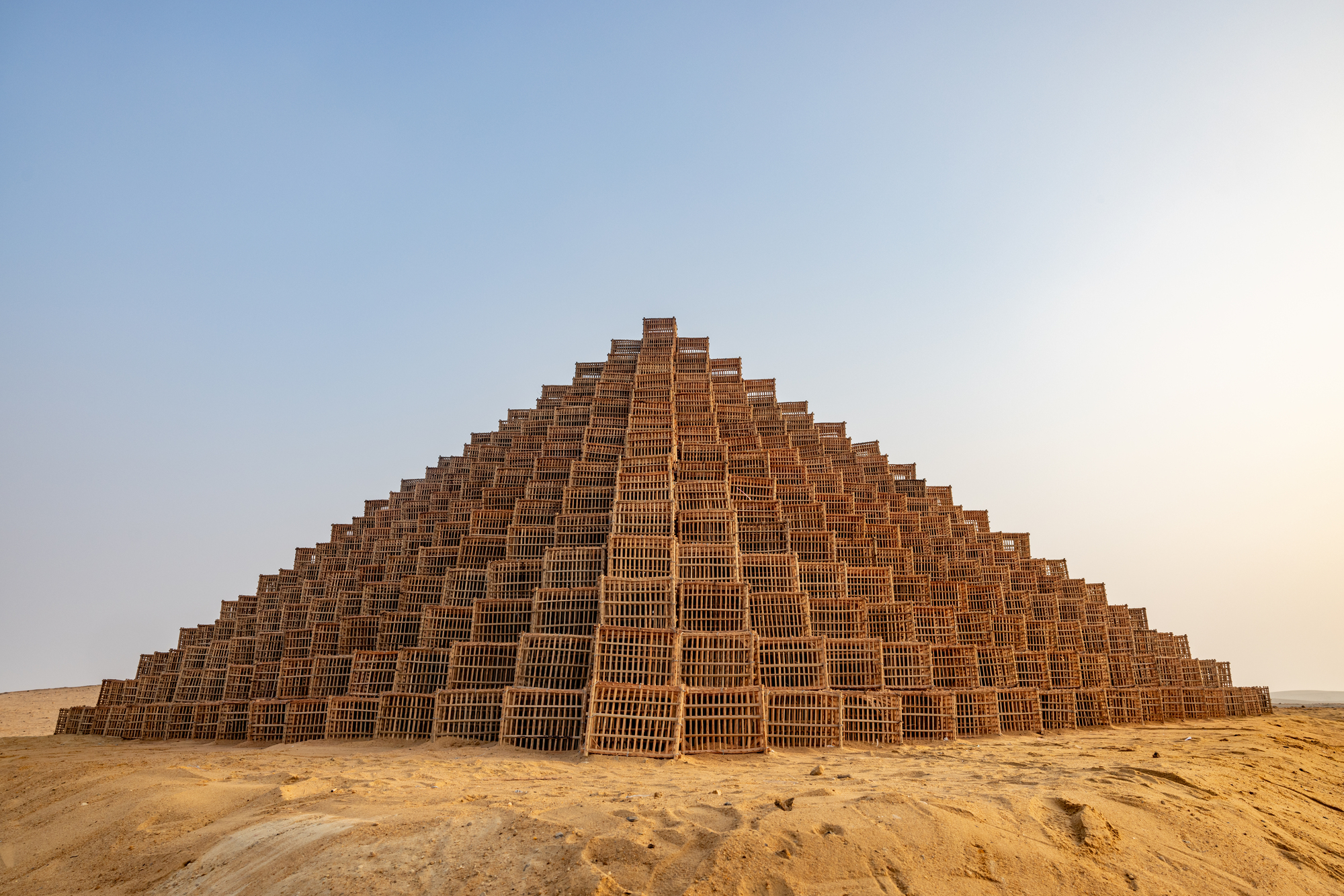 Art D’Egypte запускает выставку «Forever is Now» в Великих пирамидах Гизы в Каире
