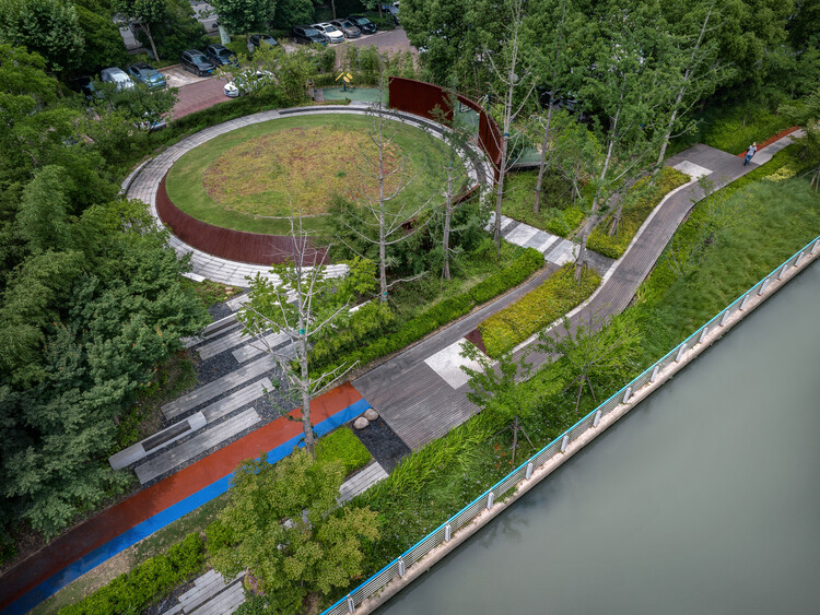 Jinqiao Caojiagou Riverfront Renewal Design / Дизайн VIASCAPE - Экстерьерная фотография, Сад