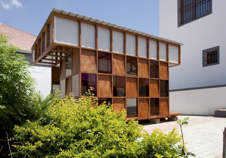 Чайная в саду / Rashid Ali Architects - Фотография экстерьера, окон, фасада
