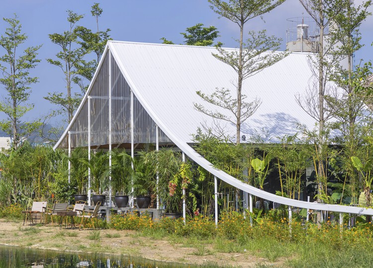 Ká Coffee / Nguyen Khac Phuoc Architects - Экстерьерная фотография, сад