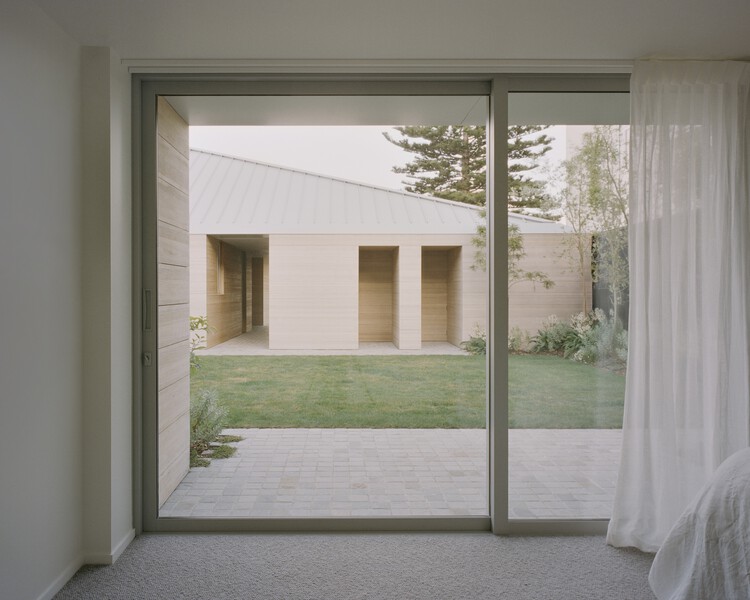RK Residence / Seear-Budd Ross — Фотография интерьера, окна