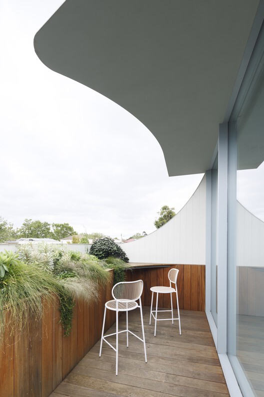 Tiara House / FMD Architects - Фотография интерьера, стул