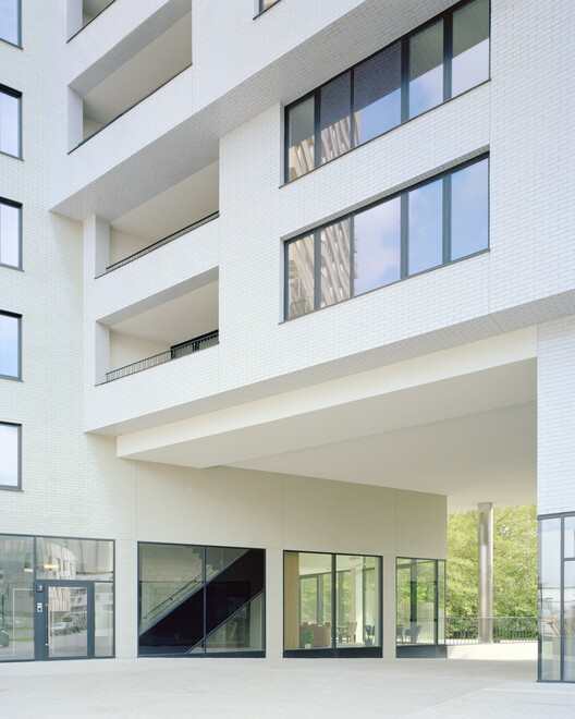 Tweewater Housing / XDGA - Xaveer De Geyter Architects - Фотография интерьера, окон, фасада