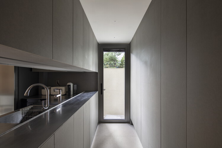 Zozo House / Ателье ITCH - Фотография интерьера, кухня, мойка, столешница