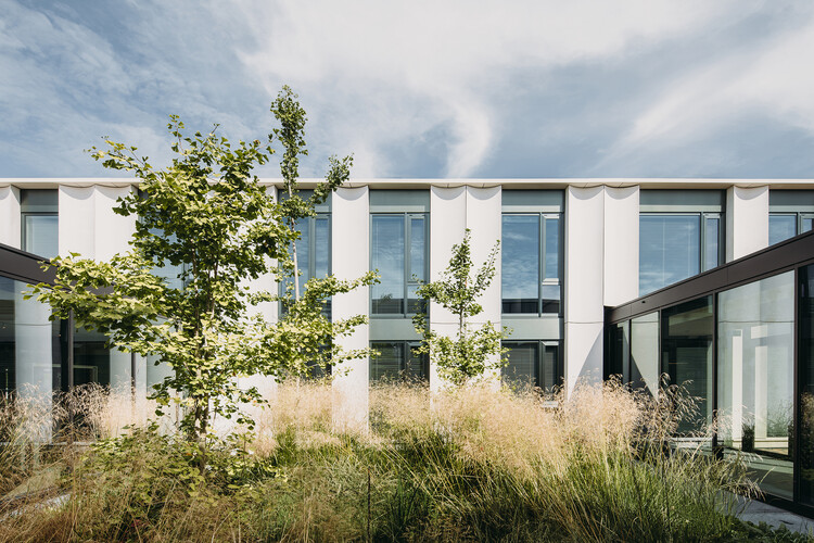 Головной офис Anthura, Блейсвейк / Atelier PRO Architects - Экстерьерная фотография, Окна
