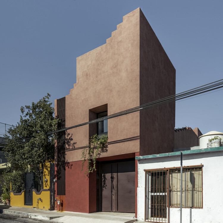 Дом Эдерлези / Taller Práctica Arquitectura - Фотография экстерьера, фасад