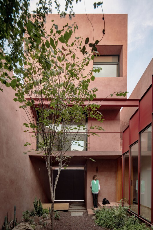 Дом Эдерлези / Taller Práctica Arquitectura - Фотография интерьера, фасада, окон