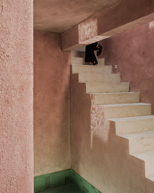 Реконструкция и расширение Casa Vila Mariana / entre escalas - Фотография интерьера, лестница, перила