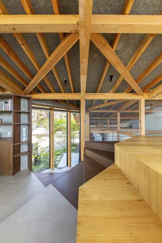 SGH House / Ginga Architects — Фотография интерьера, балка