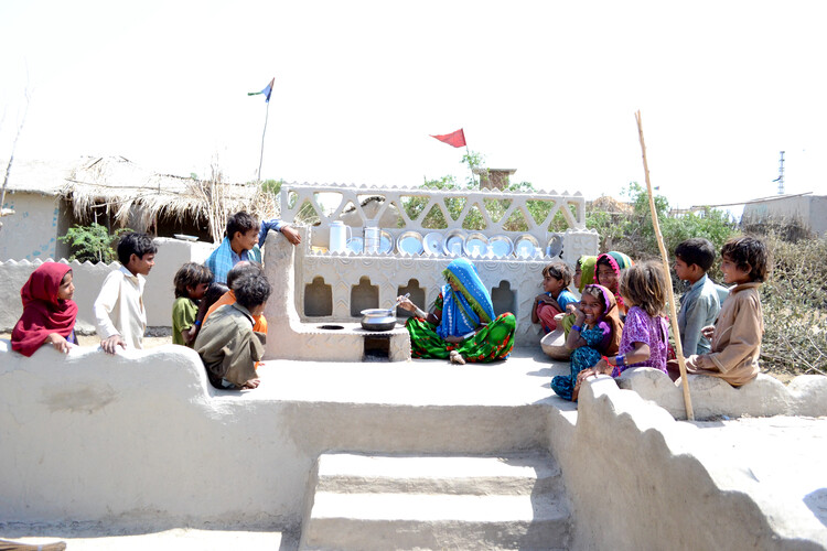 Ясмин Лари намерена построить в Пакистане к 2024 году один миллион устойчивых к наводнениям домов – изображение 15 из 21