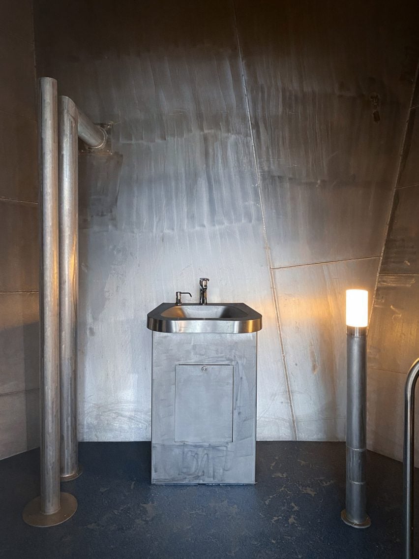 Остановка отдыха Espenes в Норвегии, спроектированная Light Bureau