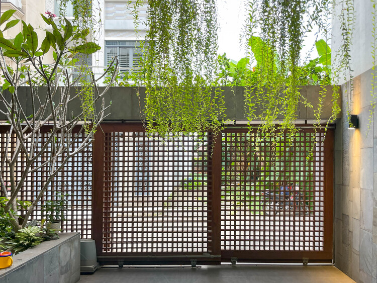 Дом из ткани / Lam Nin Architects + 90odesign - Фотография экстерьера, фасада, окон