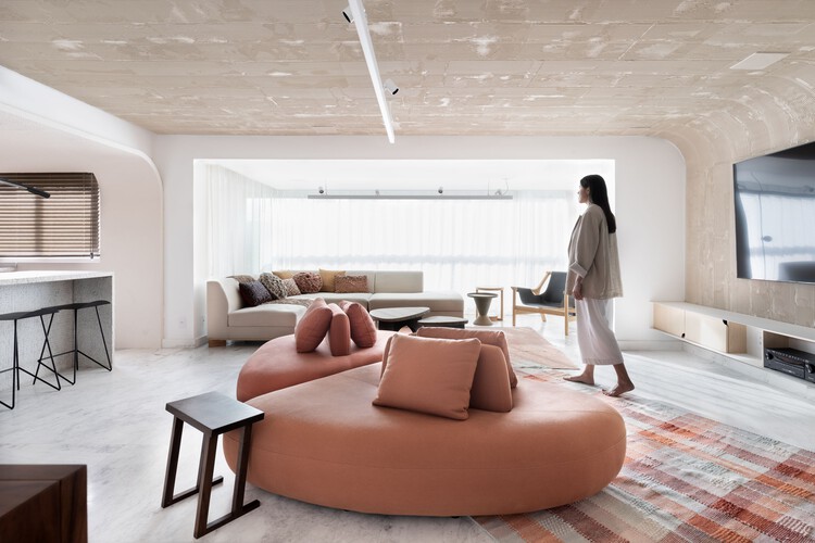 Апартаменты $RR / Nati Minas & Studio - Фотография интерьера, гостиная, спальня