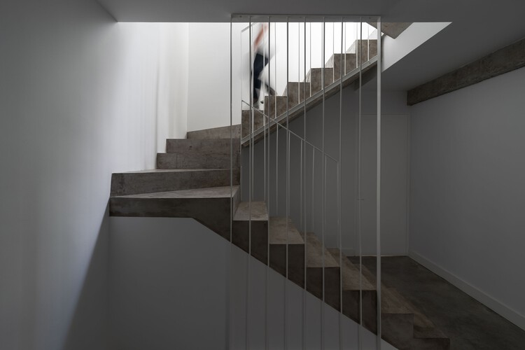 House A / XStudio - Фотография интерьера, лестница, перила