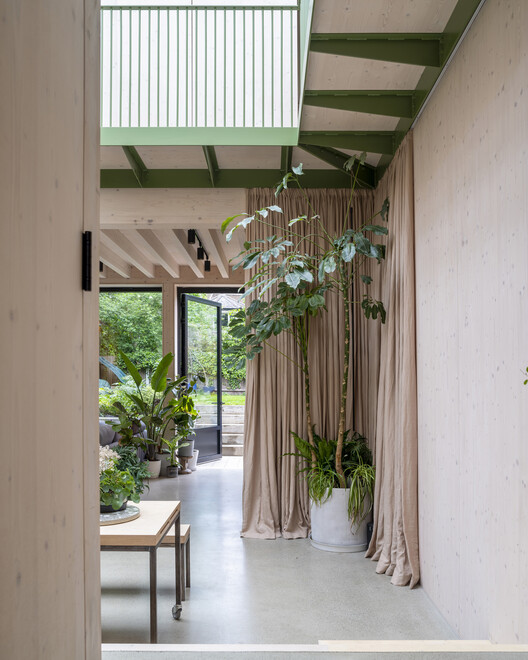 Премия RIBA «Дом года 2023»: «Зеленый дом» компании Hayhurst & Co. стал лучшим жилым проектом в Великобритании — изображение 5 из 5