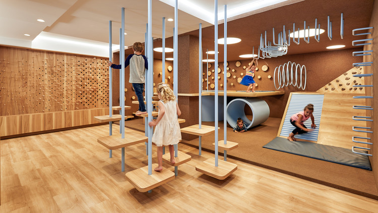 Миниатюрная архитектура: 17 проектов, посвященных дизайну интерьера для детей — изображение 2 из 20