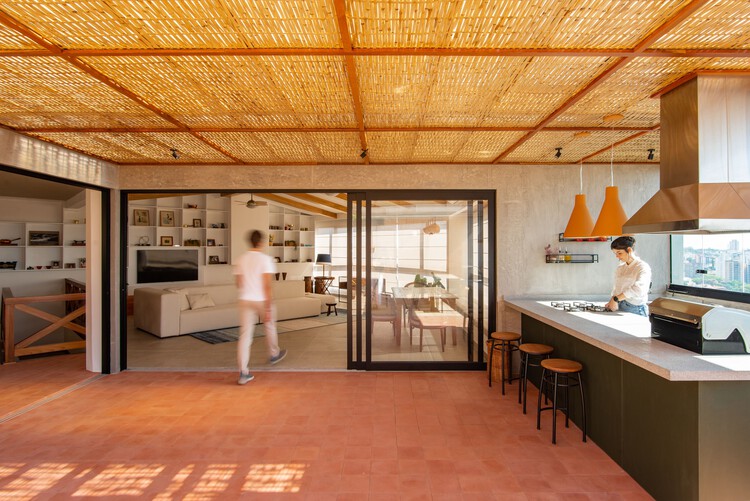 BGN Penthouse / Estudio Mangava - Фотография интерьера, кухня, балка