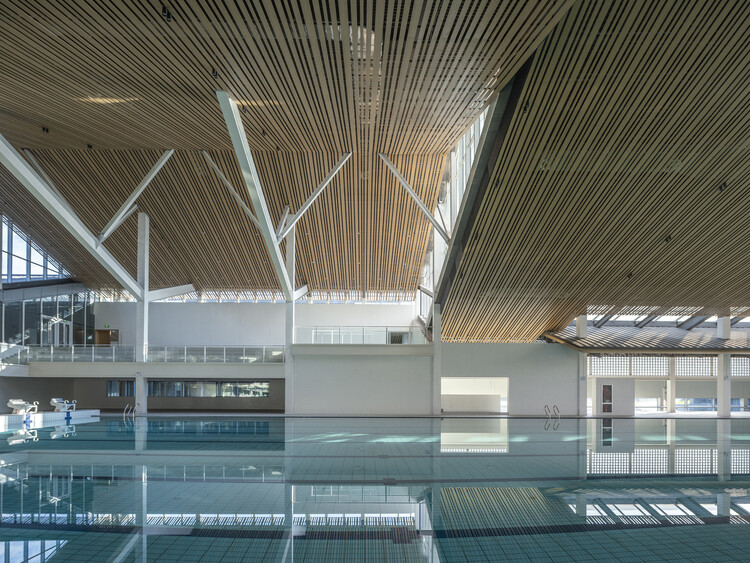 Бассейн Xiangfen Xingyuan / Ателье KAI Architects - Фотография интерьера, балка