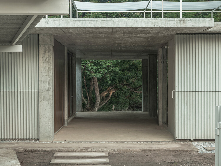 Дом C / Бангкок Архитектура Токио - Фотография интерьера, Бетон, Колонна
