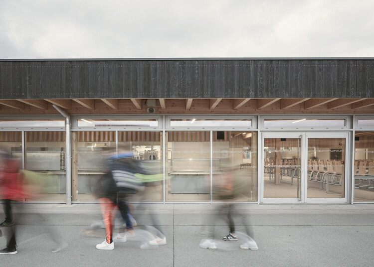 Колледж Орлинд Бретену / Дитрих |  Untertrifaller + phBa Architects - Фотография интерьера, фасада