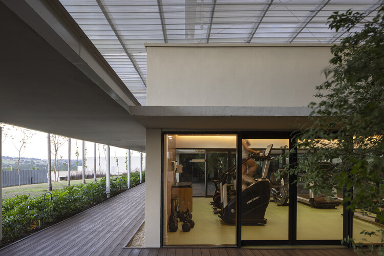 Фитнес-центр / Capote Marcondes Longo Arquitetura e Urbanismo - Фотография интерьера, фасада