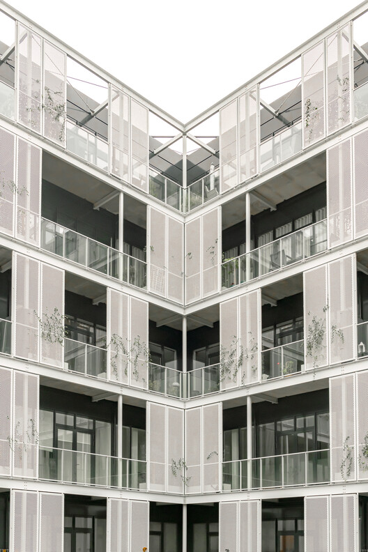Cosun 1/ Suikerunie Apartments / EVA Architecten - Фотография интерьера, окна, двери, балкон