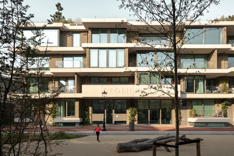 Groenmarkt Housing / Ronald Janssen Architecten + Bastiaan Jongerius Architecten + Buro Harro - Фотография экстерьера, окна, фасад