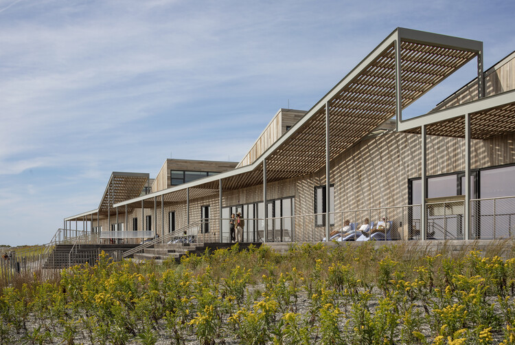Центр энергетики и природы Джонс-Бич / nArchitects - Фотография экстерьера, окон, фасада
