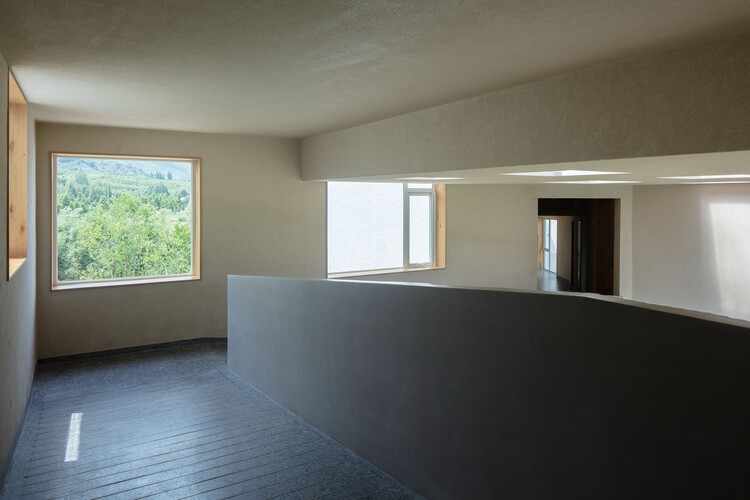 Резиденция Cipo Laoling / Лаборатория Jumping House - Фотография интерьера, окна